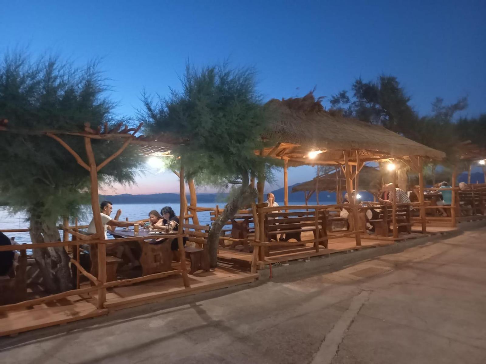 Hotel Timun Gdinj Экстерьер фото